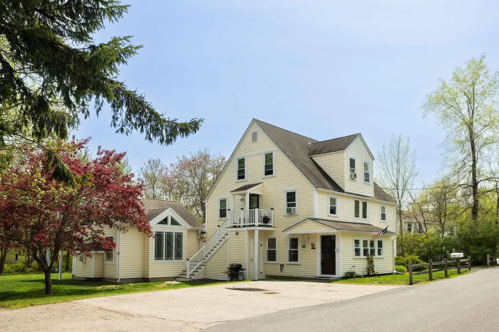 53 Sentry Hill Road York ME 03909