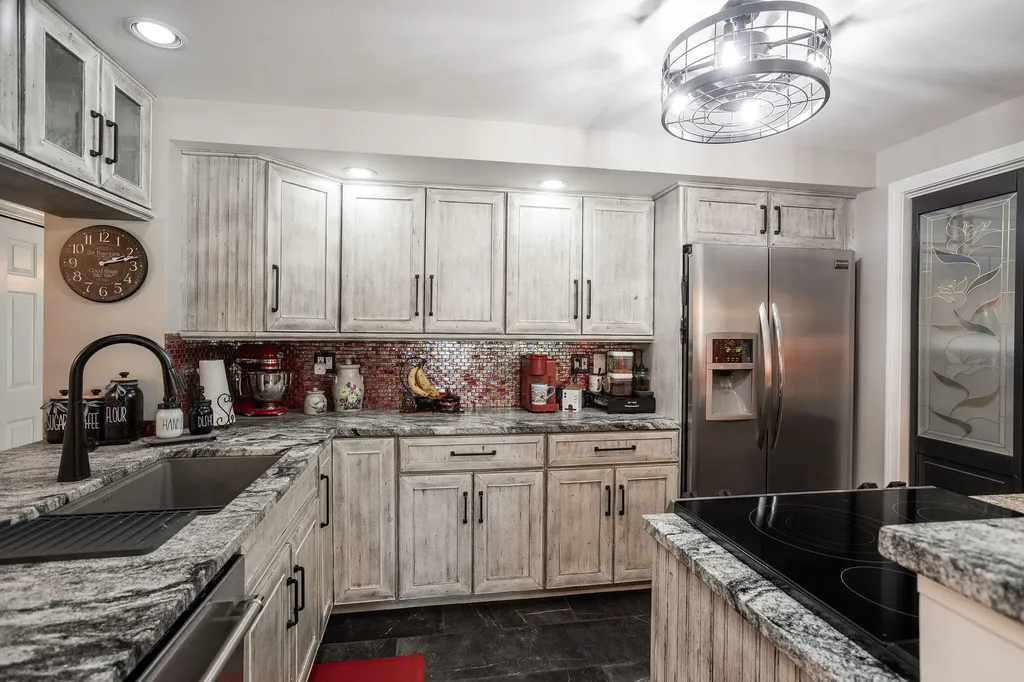 53 Sentry Hill Road York ME 03909