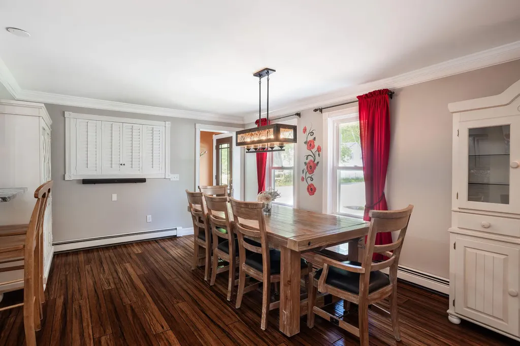 53 Sentry Hill Road York ME 03909