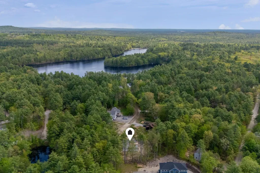 19 Lenox Circle Waterboro ME 04061