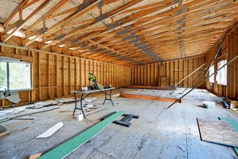 19 Lenox Circle Waterboro ME 04061