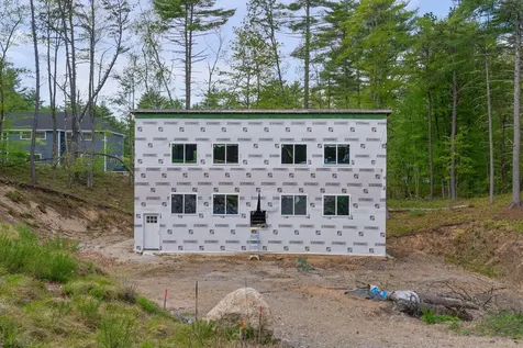 19 Lenox Circle Waterboro ME 04061