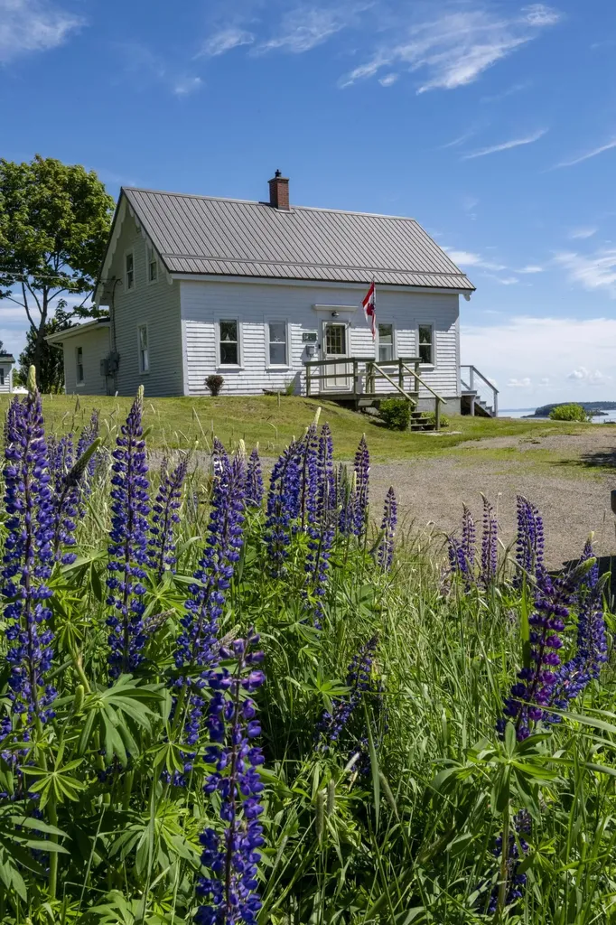 26 Madison Street Eastport ME 04631