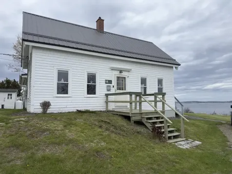 26 Madison Street Eastport ME 04631