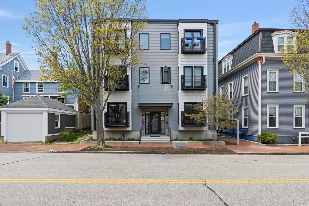 5 Cumberland Avenue Portland ME 04101