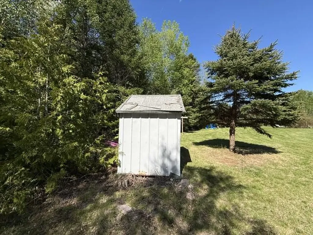 1175 Us-1 Robbinston ME 04671