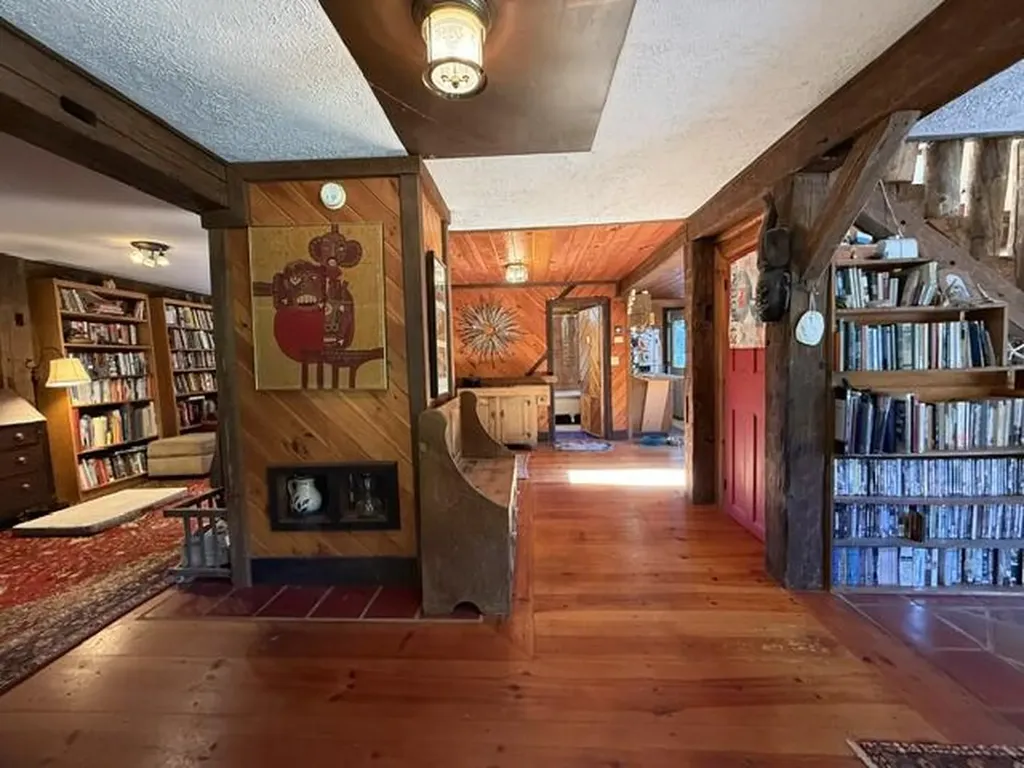 1175 Us-1 Robbinston ME 04671