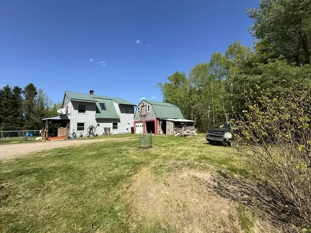 1175 Us-1 Robbinston ME 04671