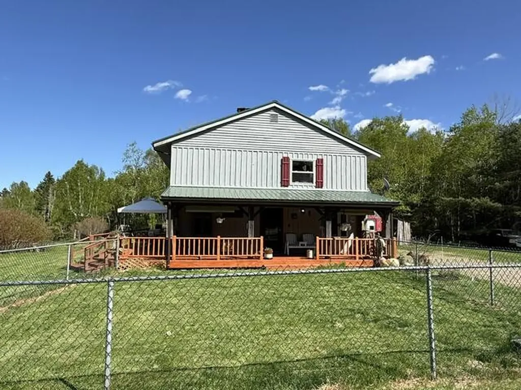 1175 Us-1 Robbinston ME 04671