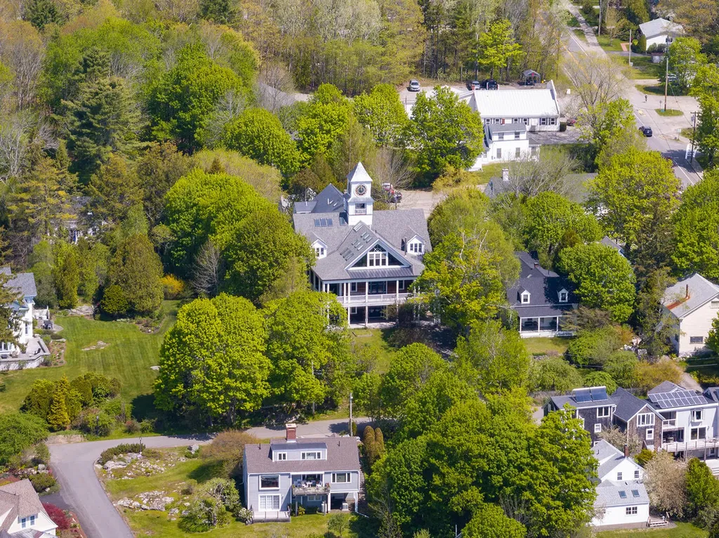 11 Church Street Rockport ME 04856