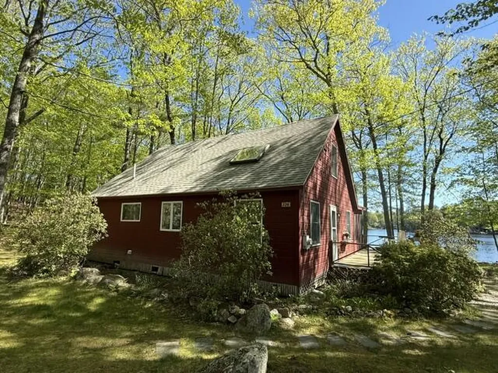 226 Mallard Lane Oakland ME 04963