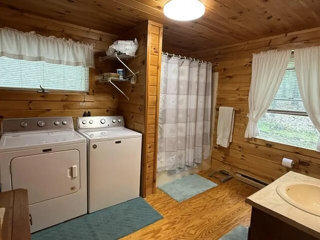 226 Mallard Lane Oakland ME 04963