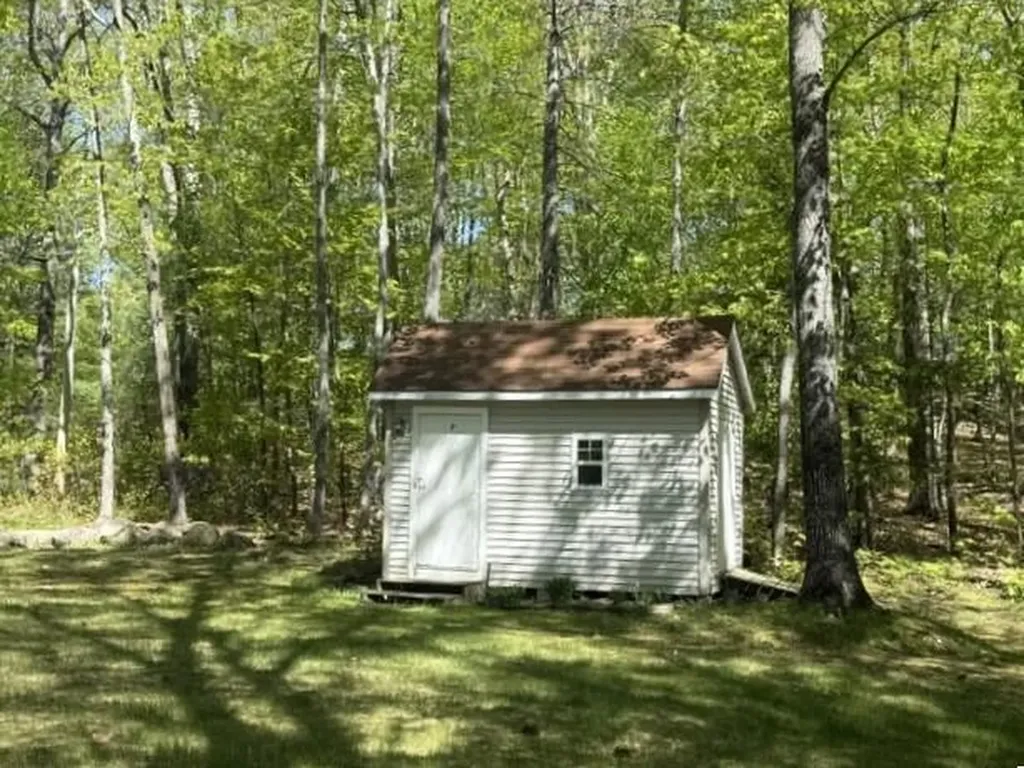 226 Mallard Lane Oakland ME 04963