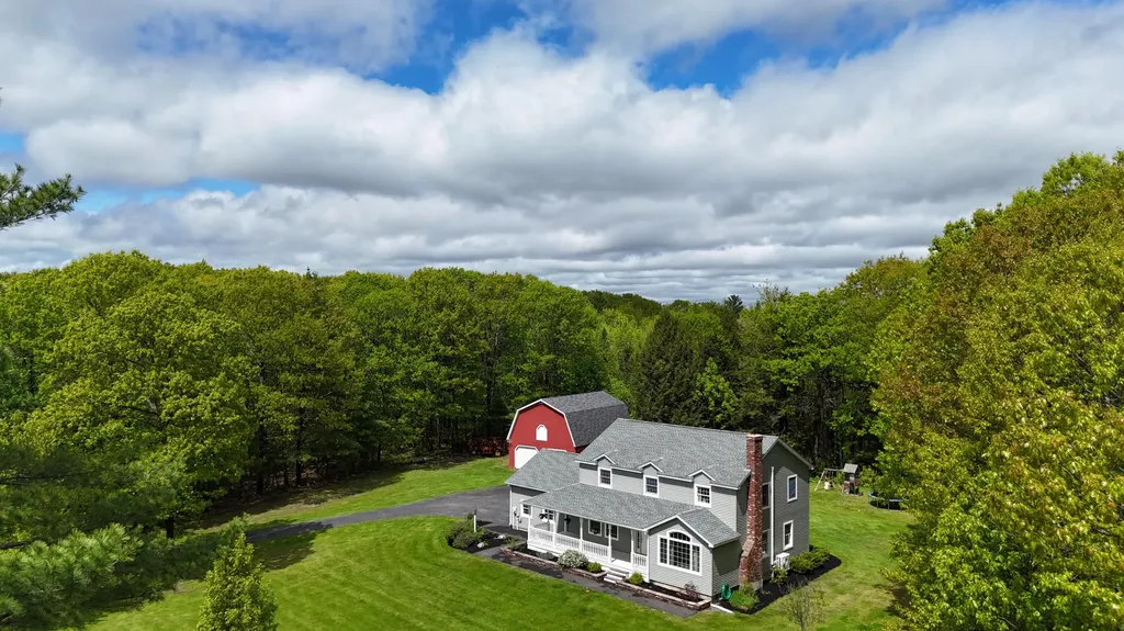 62 Sherwood Lane Vassalboro ME 04989