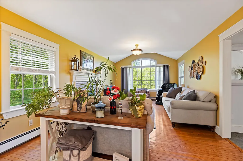 62 Sherwood Lane Vassalboro ME 04989