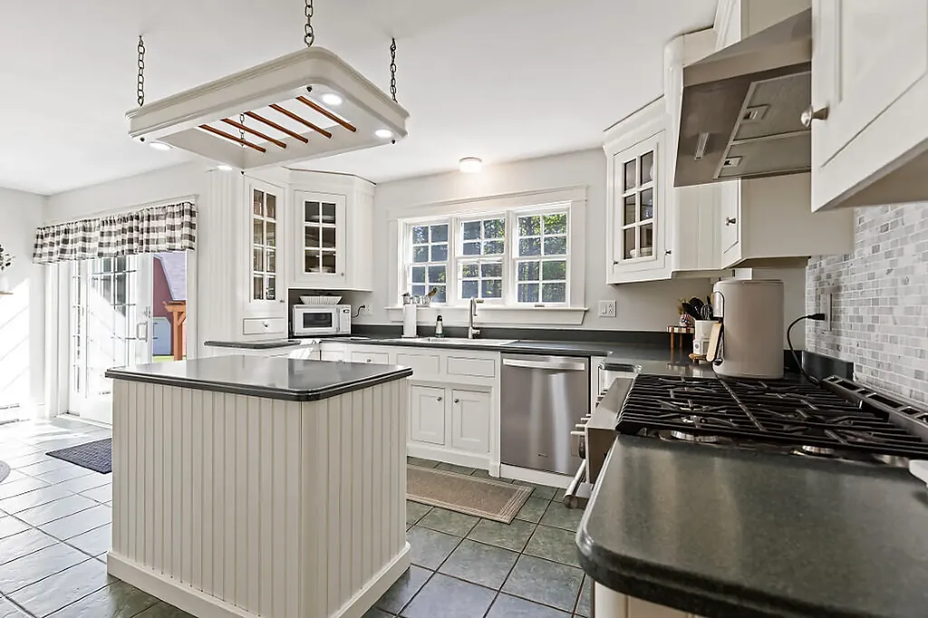 62 Sherwood Lane Vassalboro ME 04989