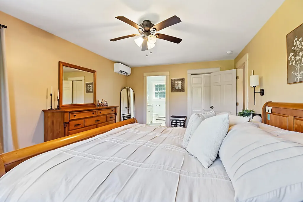 62 Sherwood Lane Vassalboro ME 04989