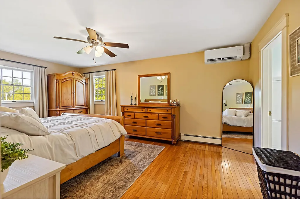 62 Sherwood Lane Vassalboro ME 04989
