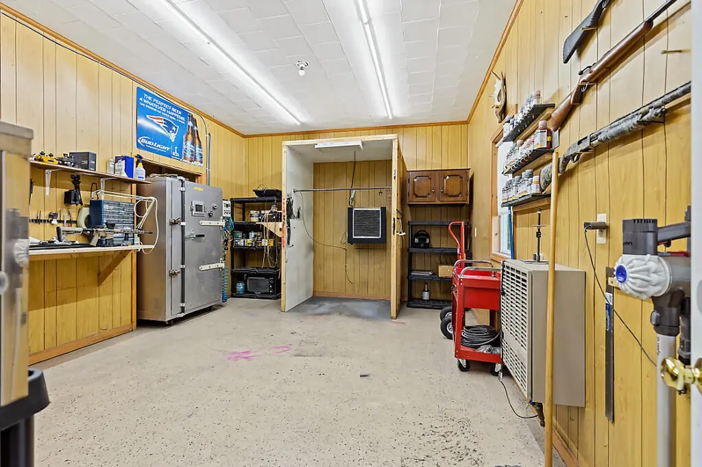 62 Sherwood Lane Vassalboro ME 04989
