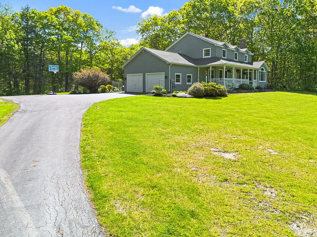 62 Sherwood Lane Vassalboro ME 04989