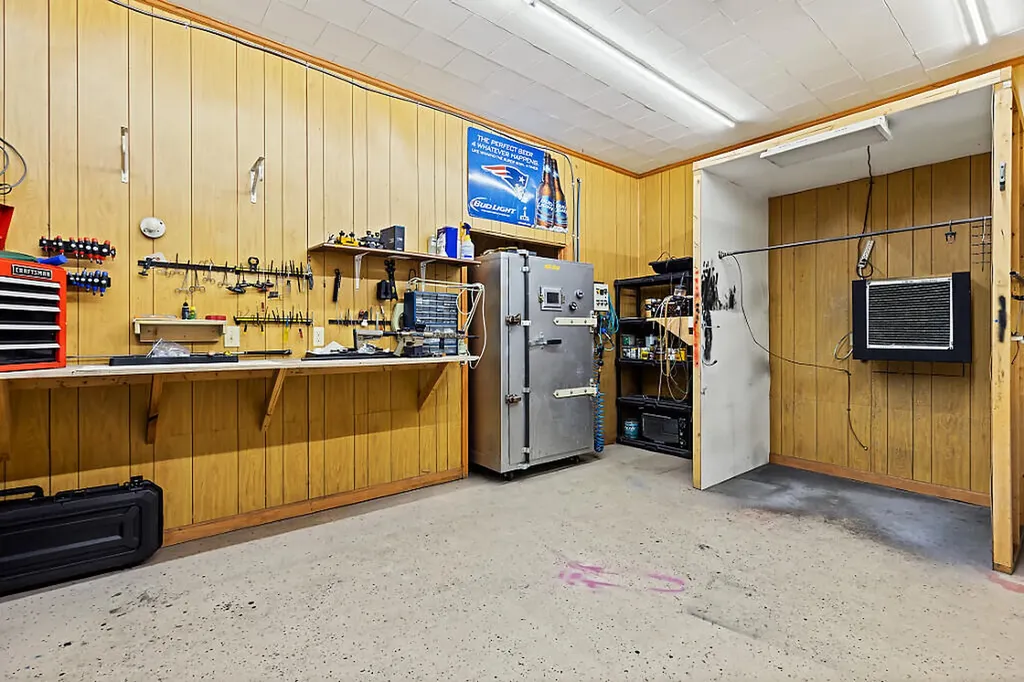62 Sherwood Lane Vassalboro ME 04989