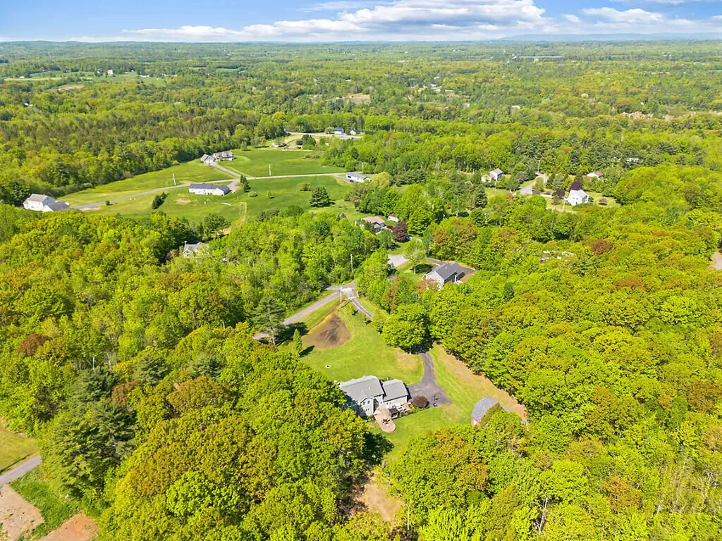 62 Sherwood Lane Vassalboro ME 04989
