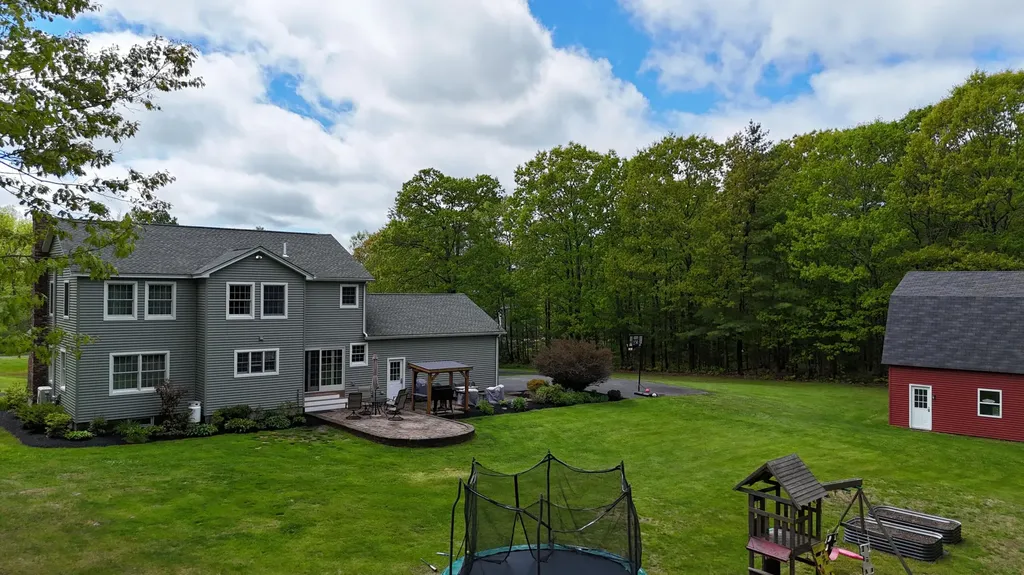 62 Sherwood Lane Vassalboro ME 04989