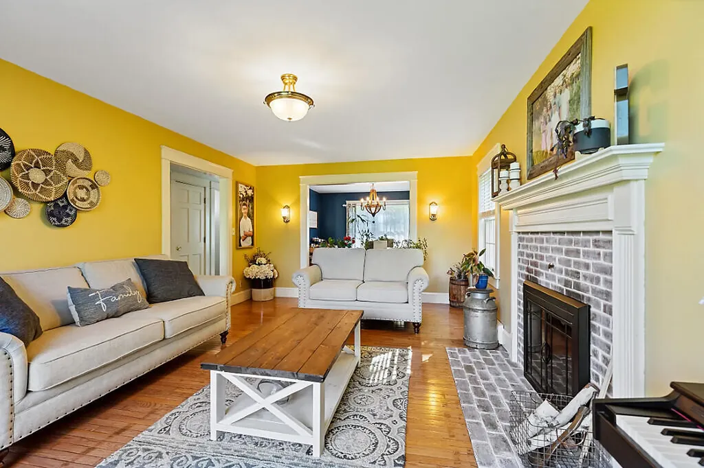 62 Sherwood Lane Vassalboro ME 04989