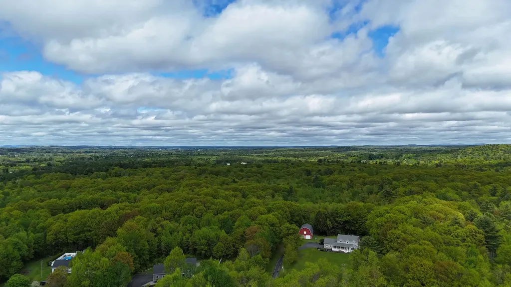 62 Sherwood Lane Vassalboro ME 04989
