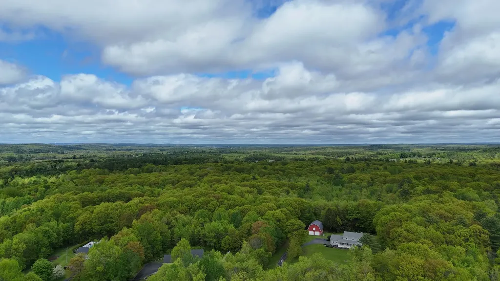 62 Sherwood Lane Vassalboro ME 04989