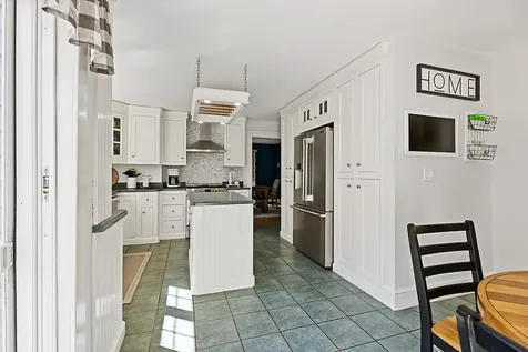 62 Sherwood Lane Vassalboro ME 04989