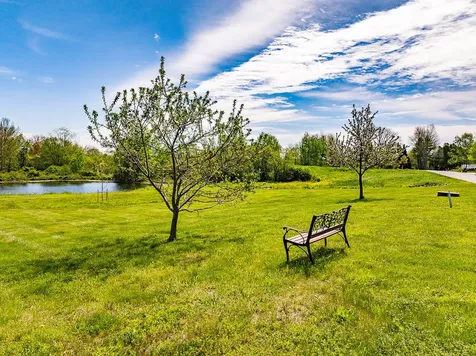 19 Old Stone Road Lincolnville ME 04849