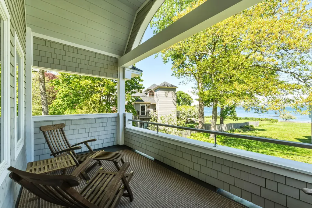 11 Grason Lane Bar Harbor ME 04609
