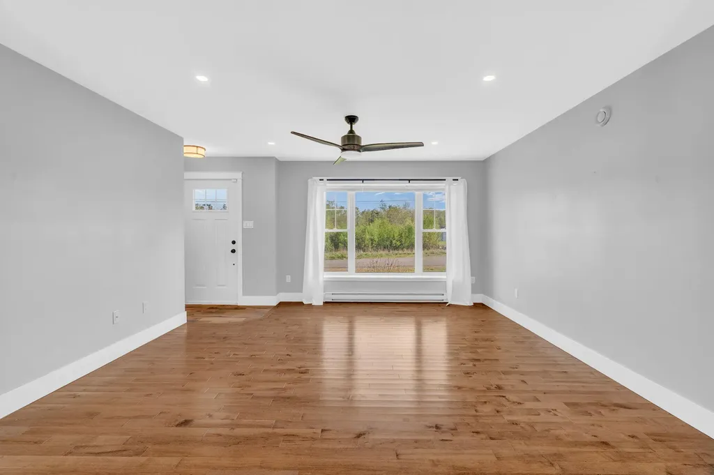 72 Honey Hill Lane Hampden ME 04444