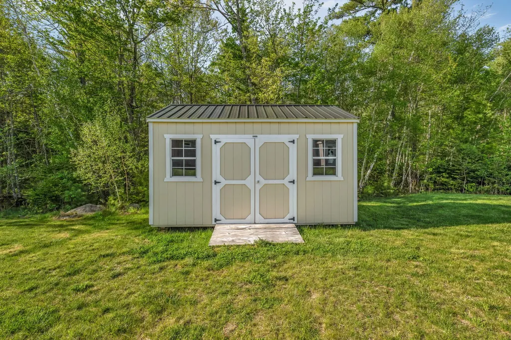 72 Honey Hill Lane Hampden ME 04444
