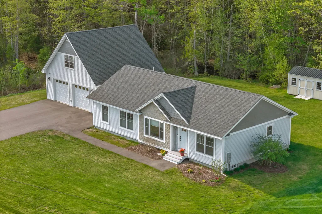 72 Honey Hill Lane Hampden ME 04444