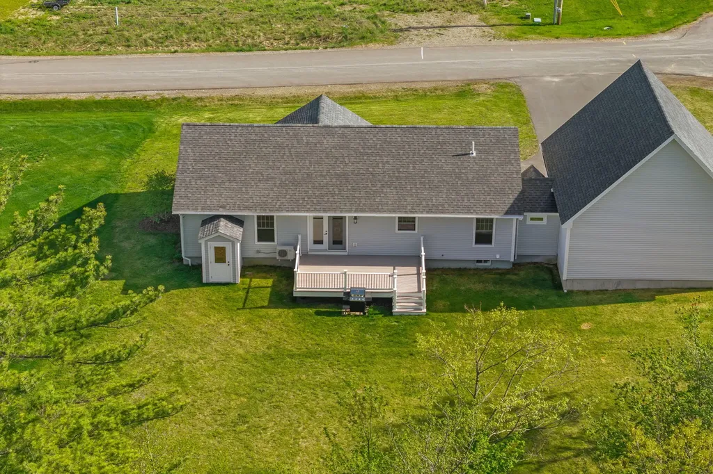 72 Honey Hill Lane Hampden ME 04444