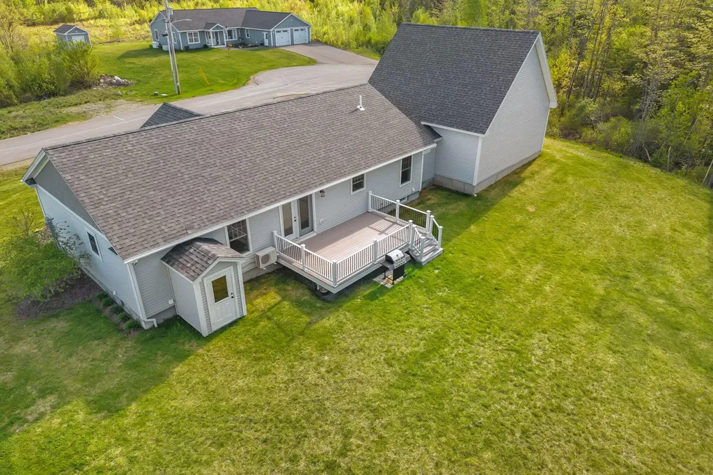 72 Honey Hill Lane Hampden ME 04444