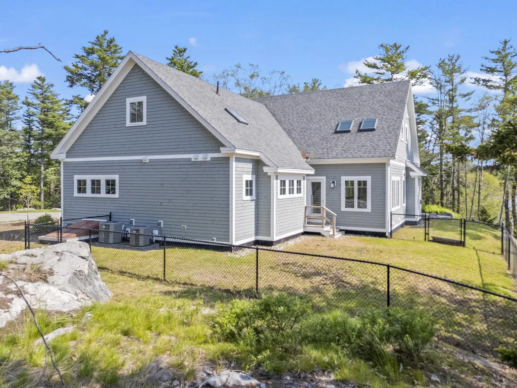 92 Brooks Cove Road Westport Island ME 04578