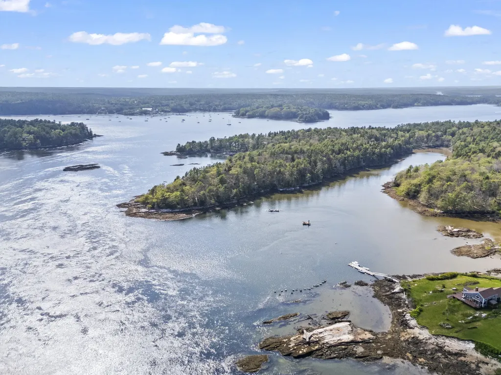 92 Brooks Cove Road Westport Island ME 04578