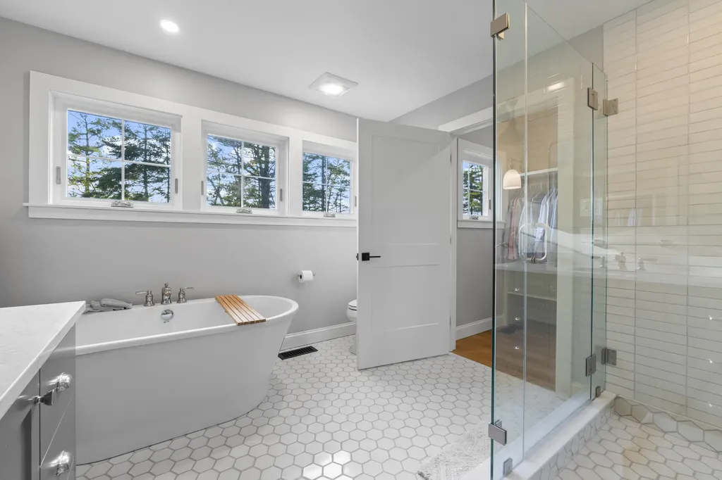92 Brooks Cove Road Westport Island ME 04578