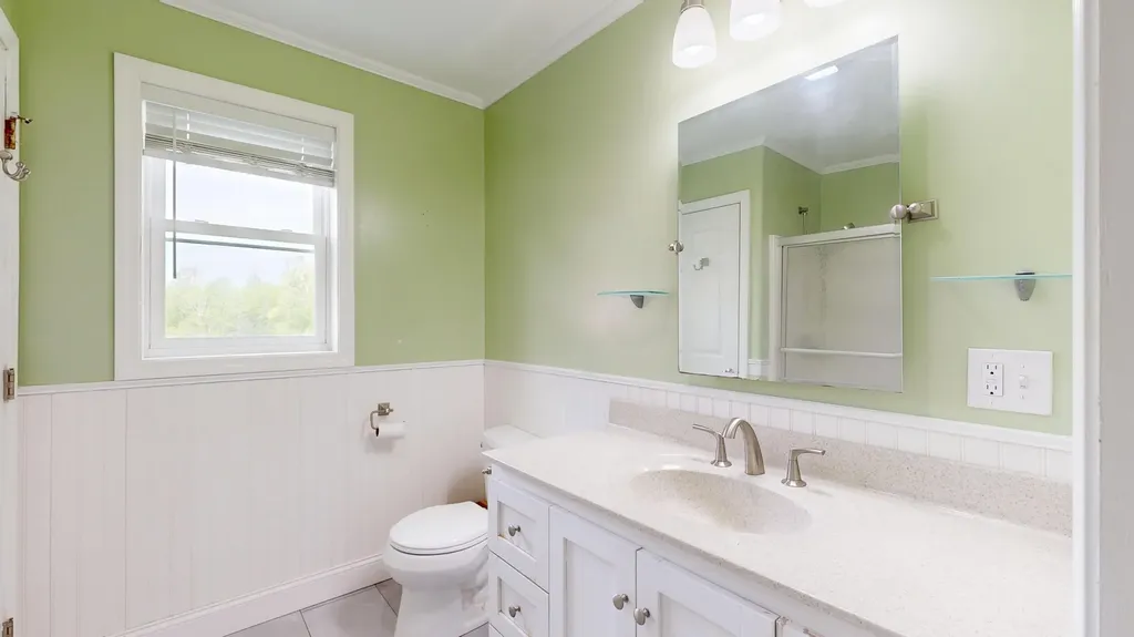 136 Hogan Road Lewiston ME 04240