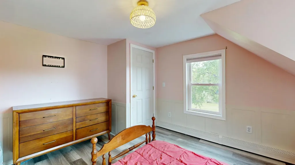 136 Hogan Road Lewiston ME 04240