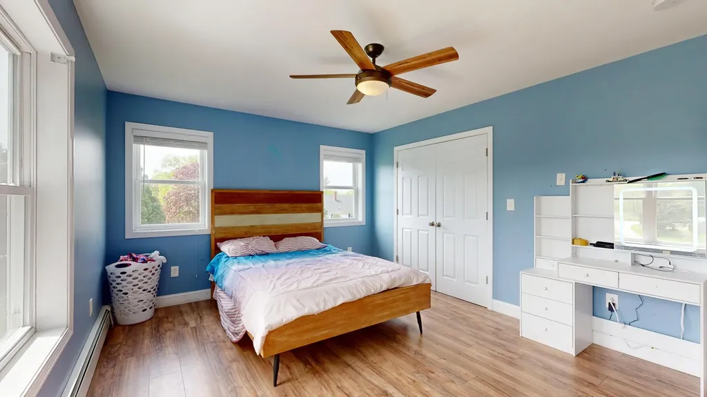 136 Hogan Road Lewiston ME 04240