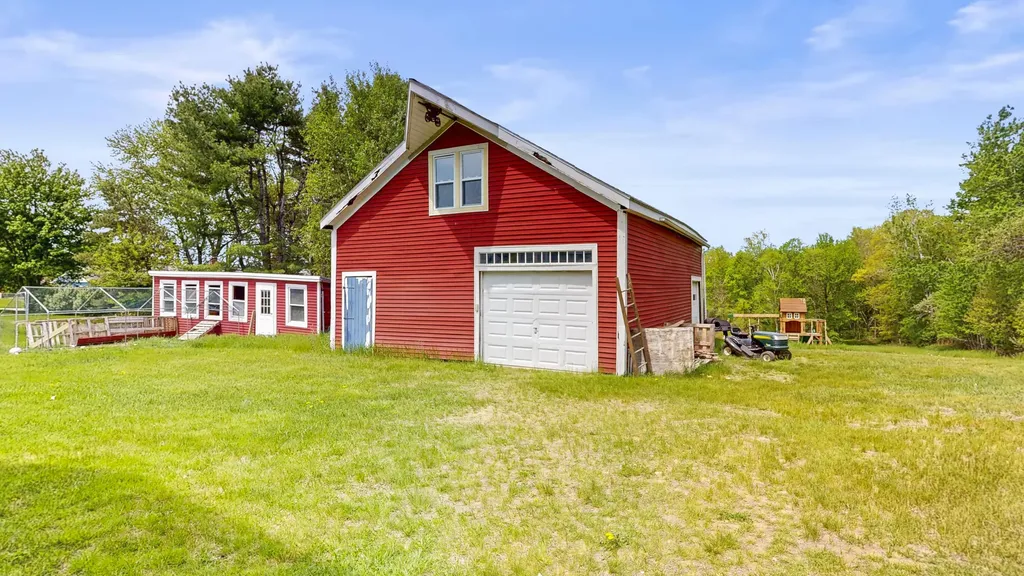 136 Hogan Road Lewiston ME 04240