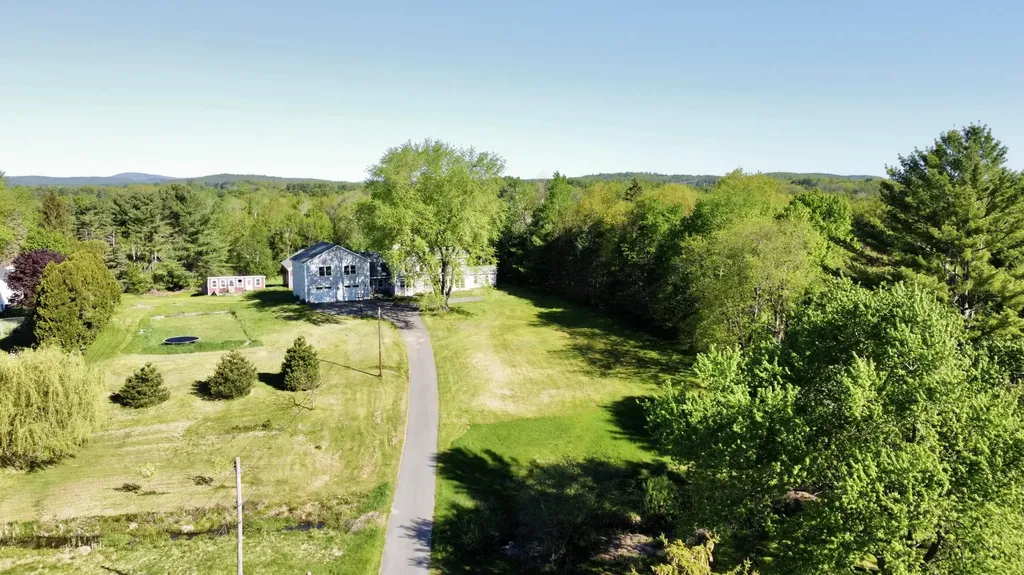 136 Hogan Road Lewiston ME 04240