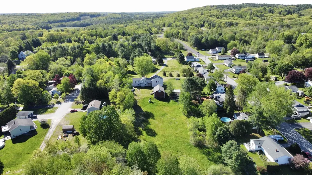 136 Hogan Road Lewiston ME 04240