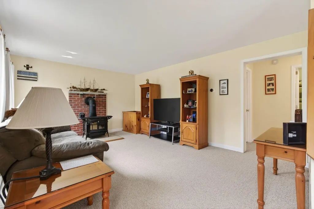 44 Brigid Lane Whitefield ME 04353