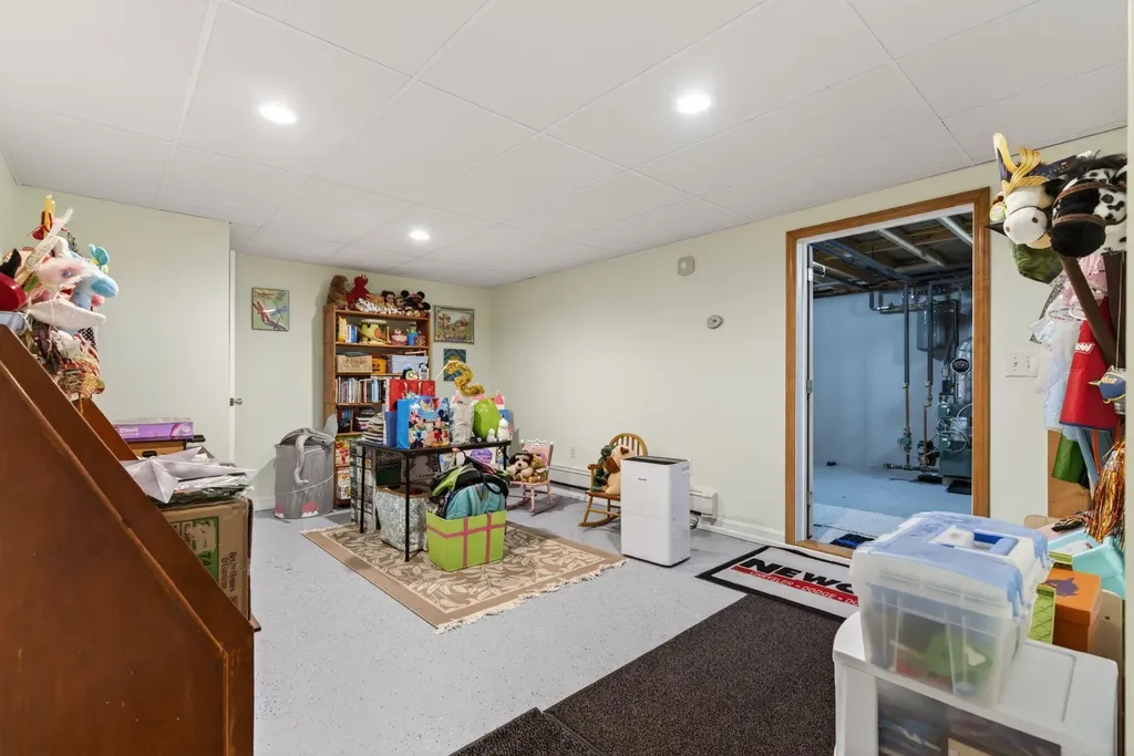 44 Brigid Lane Whitefield ME 04353
