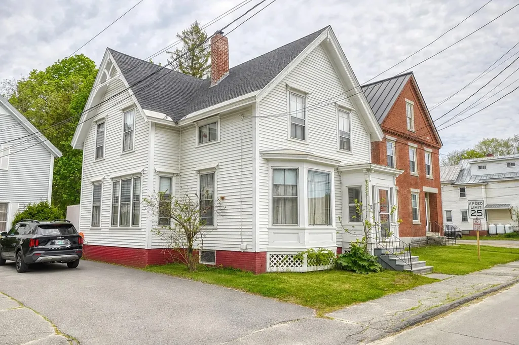 17 Winter Street Waterville ME 04901